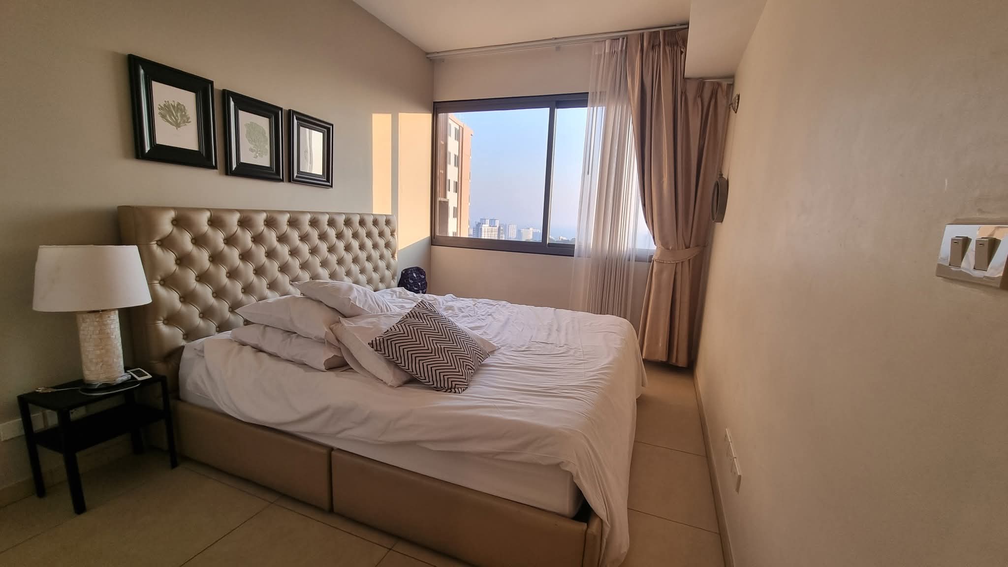 Unixx Condo — 2 bedroom, 53 м², 37 эт.