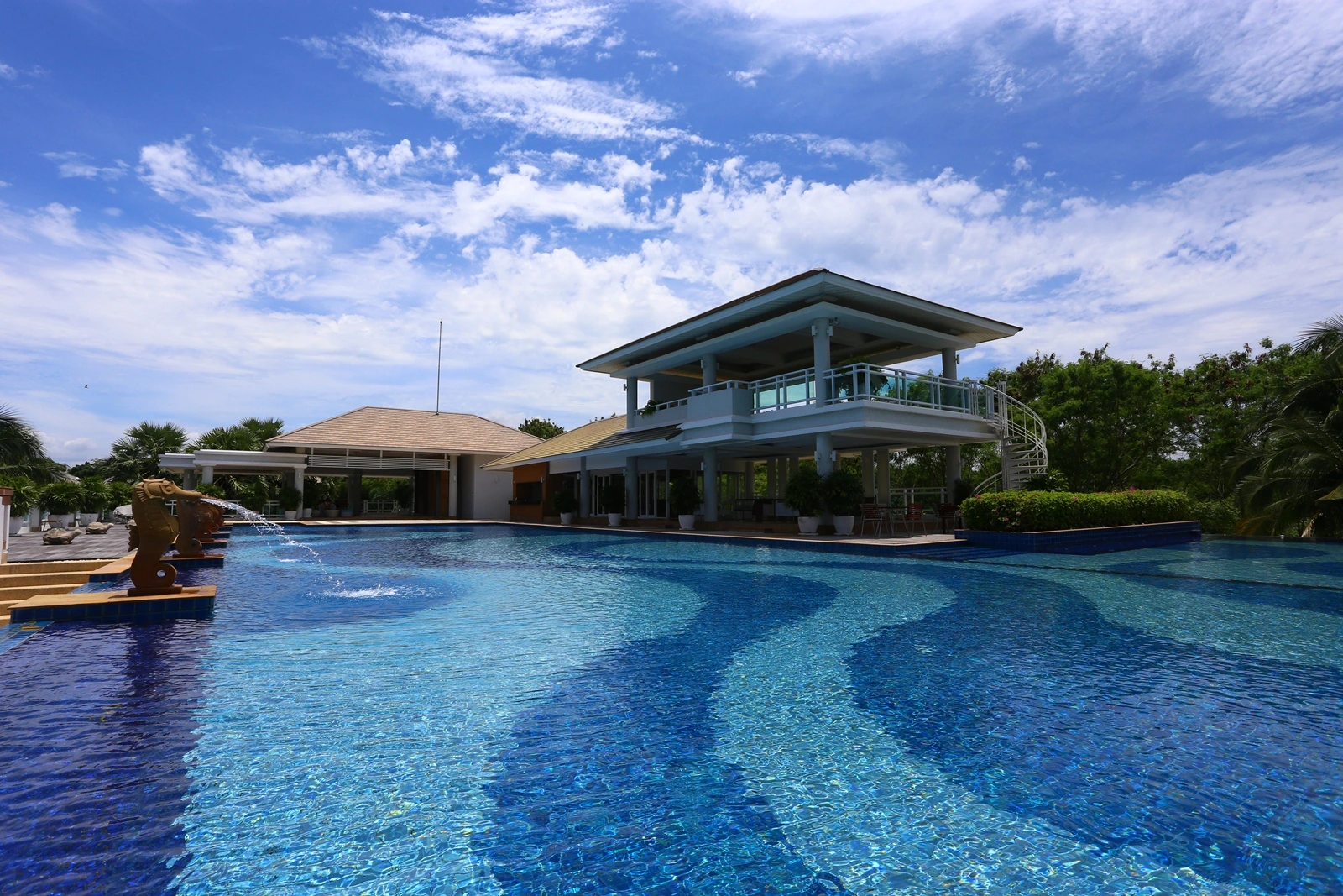 Baan Talay village — Villa, 220 м², 2 эт.