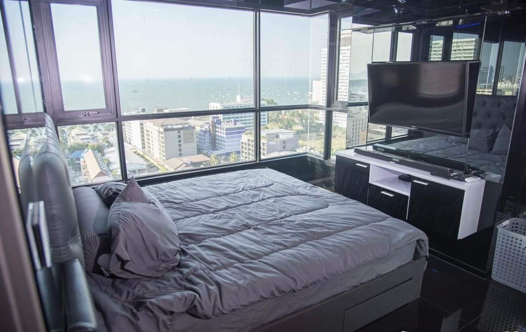 Base — 2 bedroom, 52 м², 29 эт.