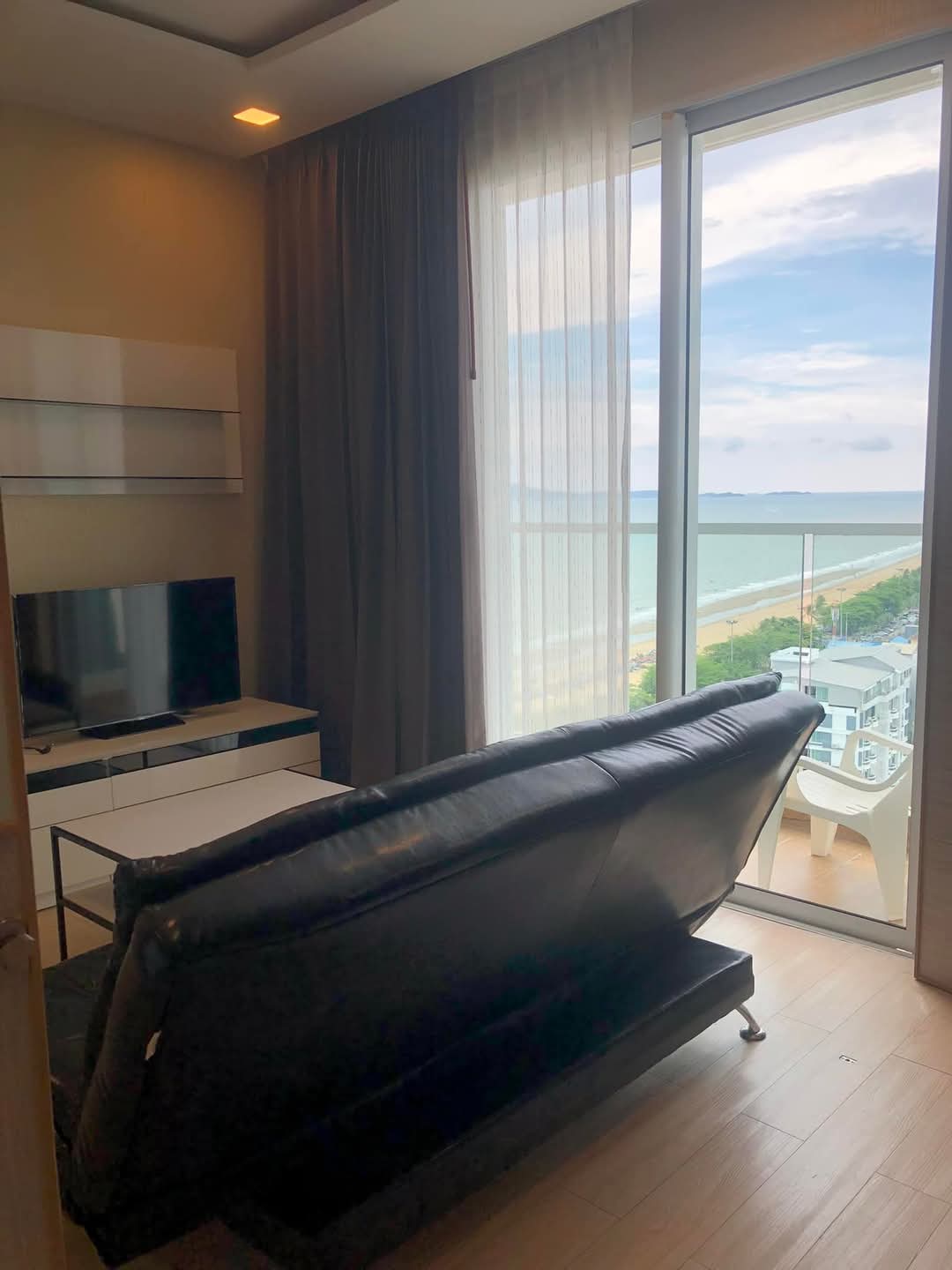 Cetus Condo — 1 bedroom, 40 м², 18 эт.