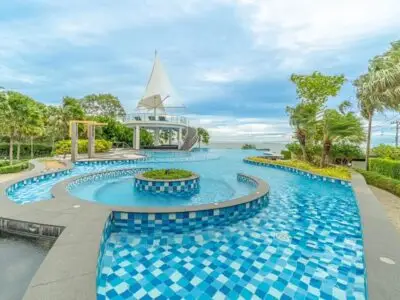 Delmare Bangsarey — Penthouse, 190 м², 31 эт.