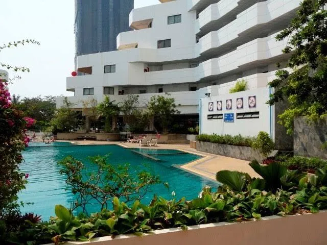 Jomtien Paradise condo - Jomtien, Паттайя