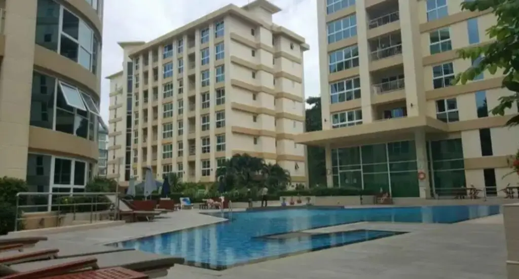 City Garden Pattaya: бассейн