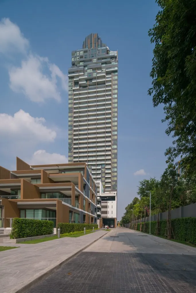 Aeras Jomtien: фасад комплекса