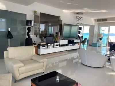 Movenpick Penthouse — Penthouse, 339 м², 37 эт.