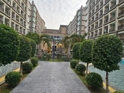 Dusit Grand Park 2