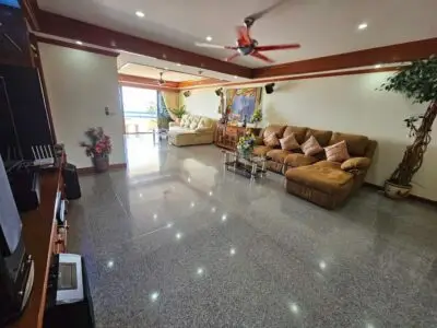 Jomtien Plaza condotel — 2 bedroom, 161 м², 6 эт.