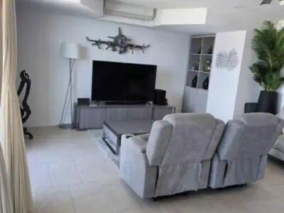 Northshore Condo — 1 bedroom, 80 м², 28 эт.