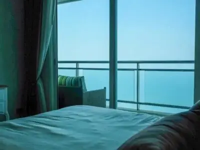 Reflection condo — 1 bedroom, 60 м², 40 эт.