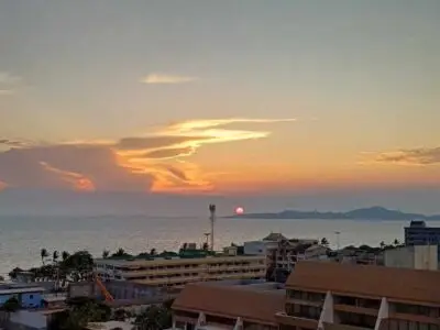 Copacabana Beach Jomtien — 1 bedroom, 29 м², 9 эт.