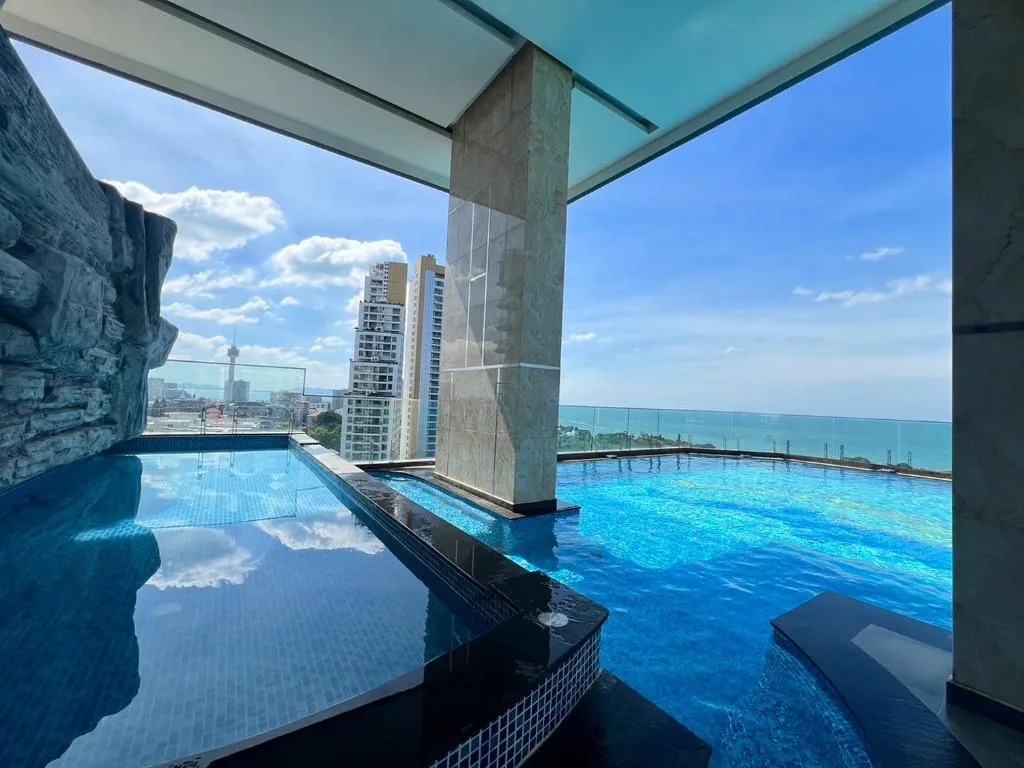 Cosy Beach View - Pratamnak, Паттайя