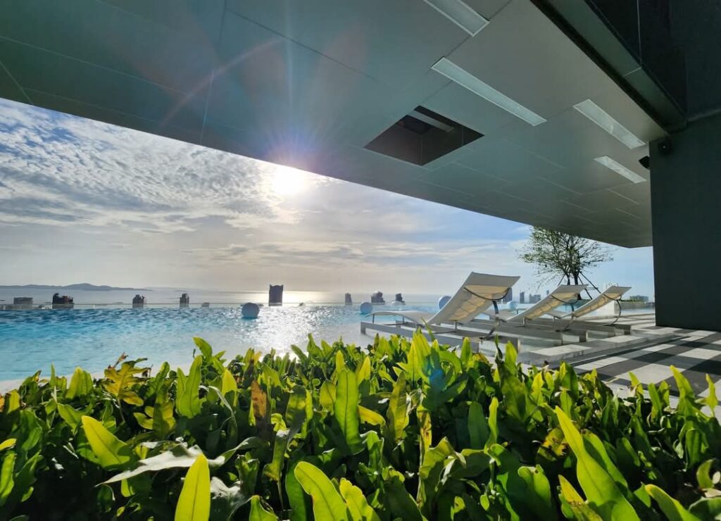 Once Condo - Central Pattaya, Паттайя