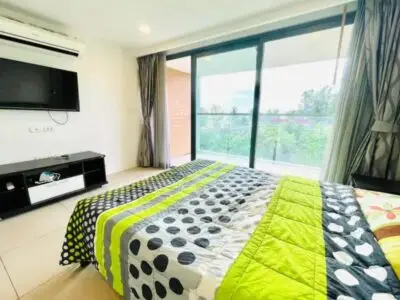 Water Edge — Studio, 35 м², 3 эт.