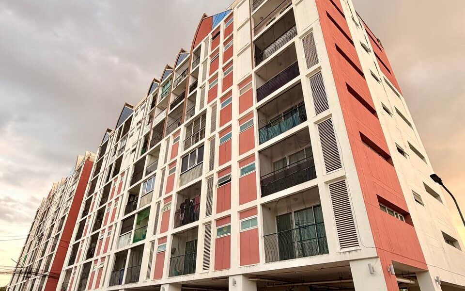 Life Vela Casa - Wong Amat, Паттайя