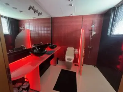 The Peak Condo — Penthouse, 360 м², 11-12 эт.