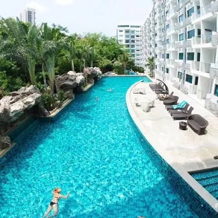 Studio 35 кв.м в Club Royal Pattaya — Wongamat, иностранная квота
