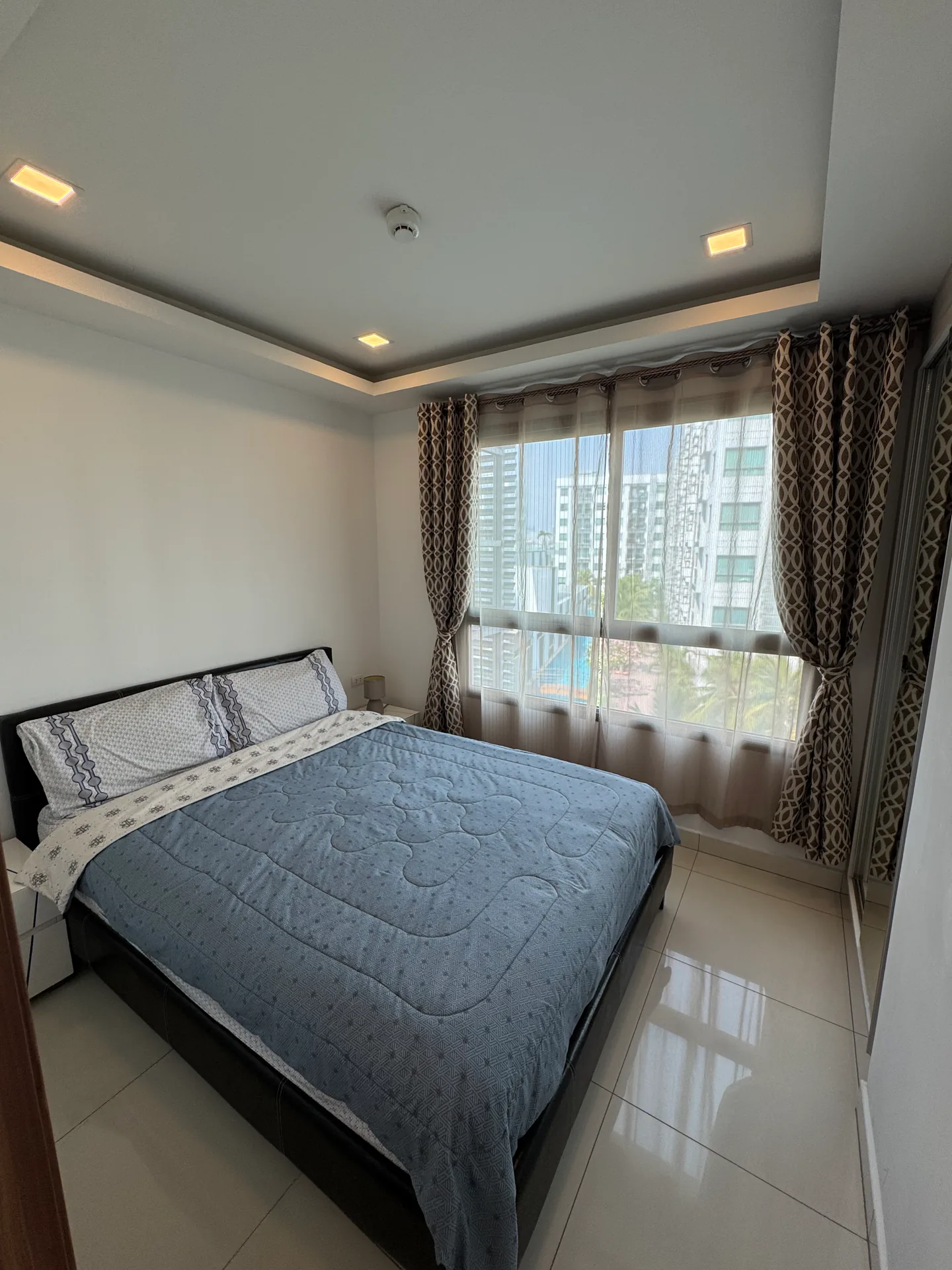 Arcadia Beach Resort — 1 спальня, 25.8 м², 4 эт. 1