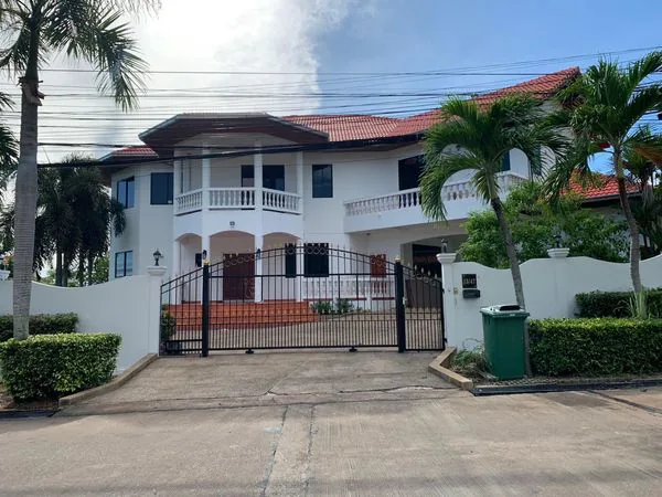 Paradise Villa — Villa, 500 м², 2 эт.