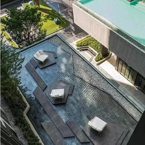 Base - Central Pattaya, Паттайя