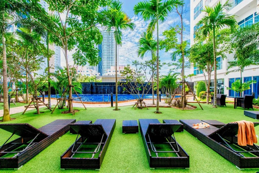 Nam Talay - Na Jomtien, Паттайя