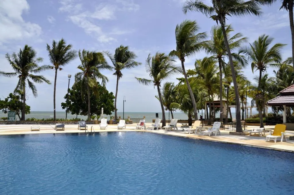 Sunshine Beach Condotel - Na Jomtien, Паттайя
