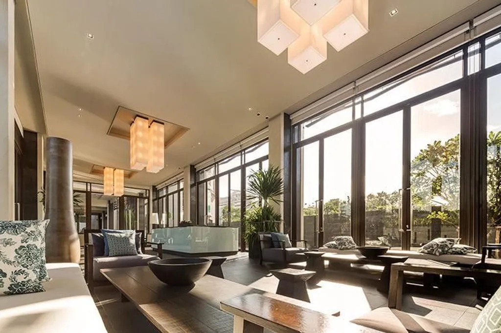 Reflection condo: вид из окон