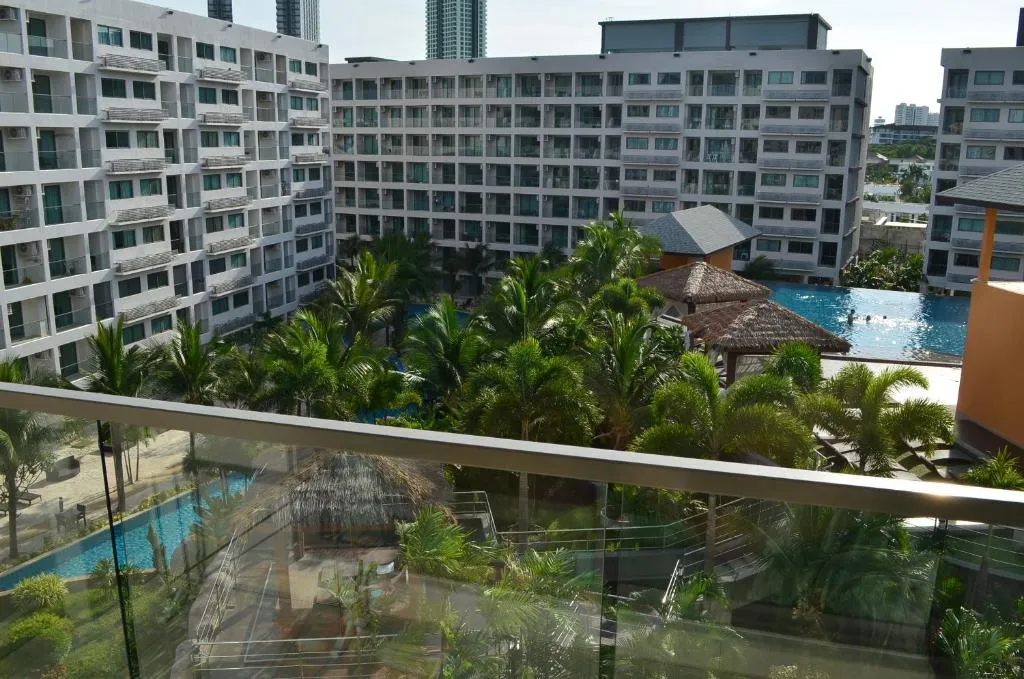 Laguna Beach Resort 3 Maldives — Jomtien