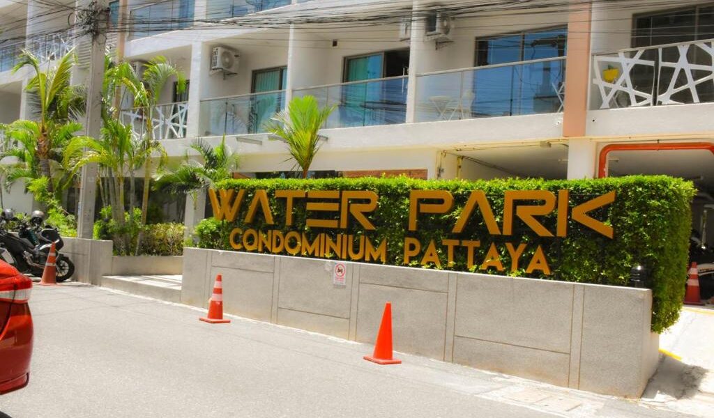 Water park - Pratamnak, Паттайя