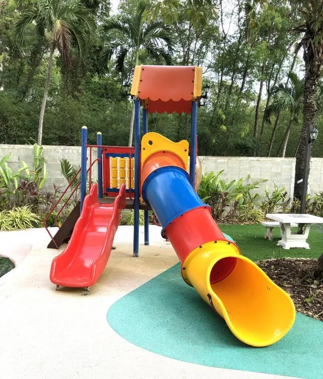 Sunshine Beach Condotel - Na Jomtien, Паттайя
