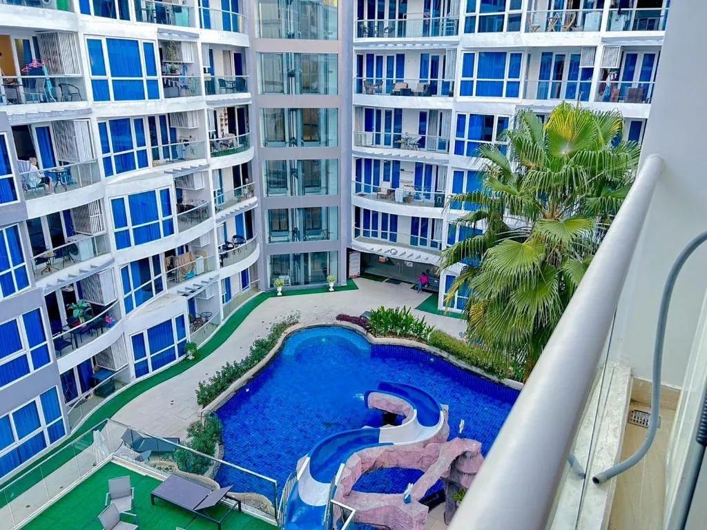 Grand Avenue - Central Pattaya, Паттайя