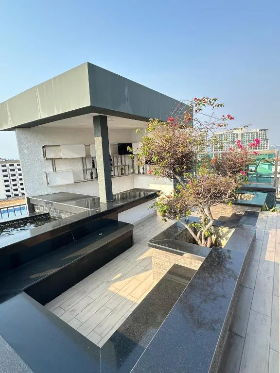 The Prim Grand Condo - Wong Amat, Паттайя