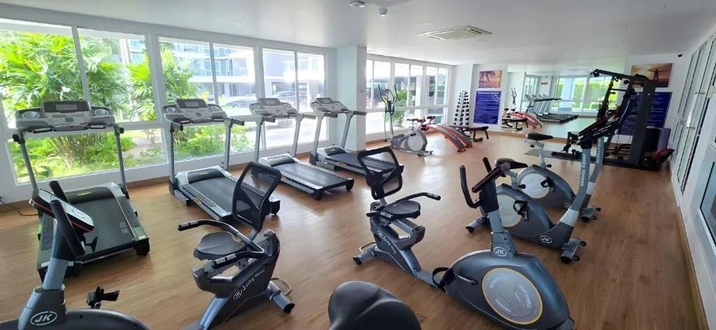 Whale Marina - Na Jomtien, Паттайя