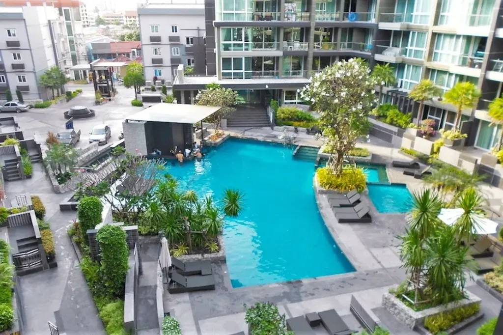 Apus Condo - Central Pattaya, Паттайя