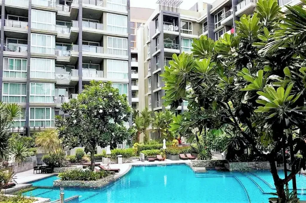 Apus Condo - Central Pattaya, Паттайя