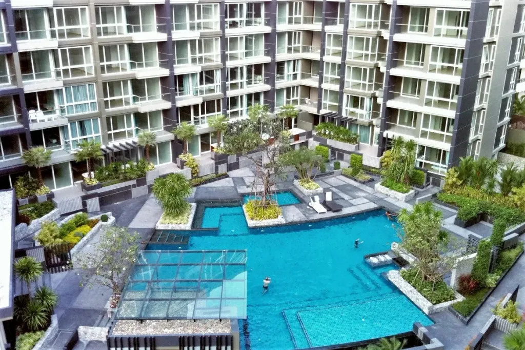 Apus Condo - Central Pattaya, Паттайя