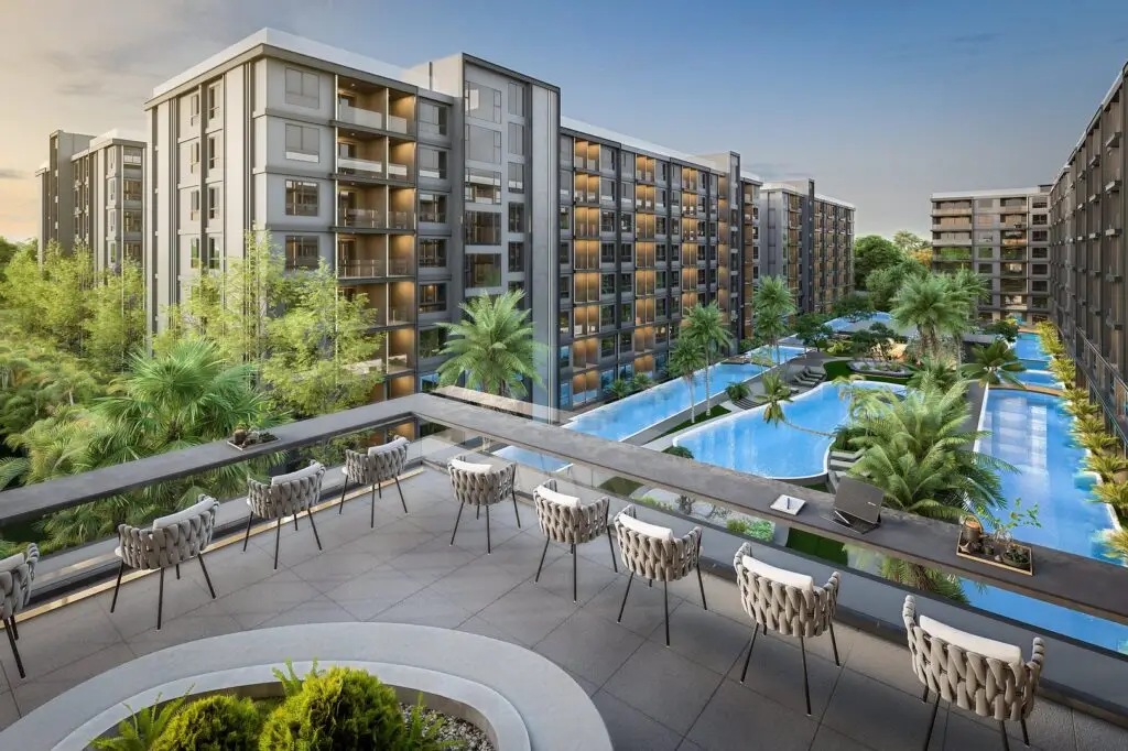 Zenith Pattaya 2: бассейн