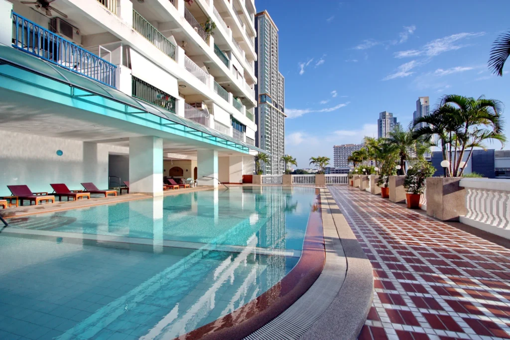 Wongamat Garden Beach Condo: фасад комплекса