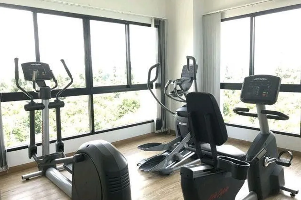 De Amber Condominium: фасад комплекса
