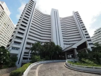 Grand condotel