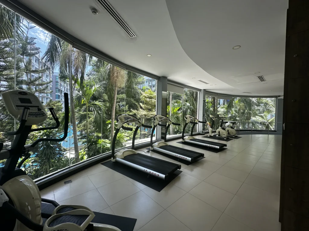 Dusit Grand Park 1 Pattaya — кондоминиум в районе Jomtien: вид из окон