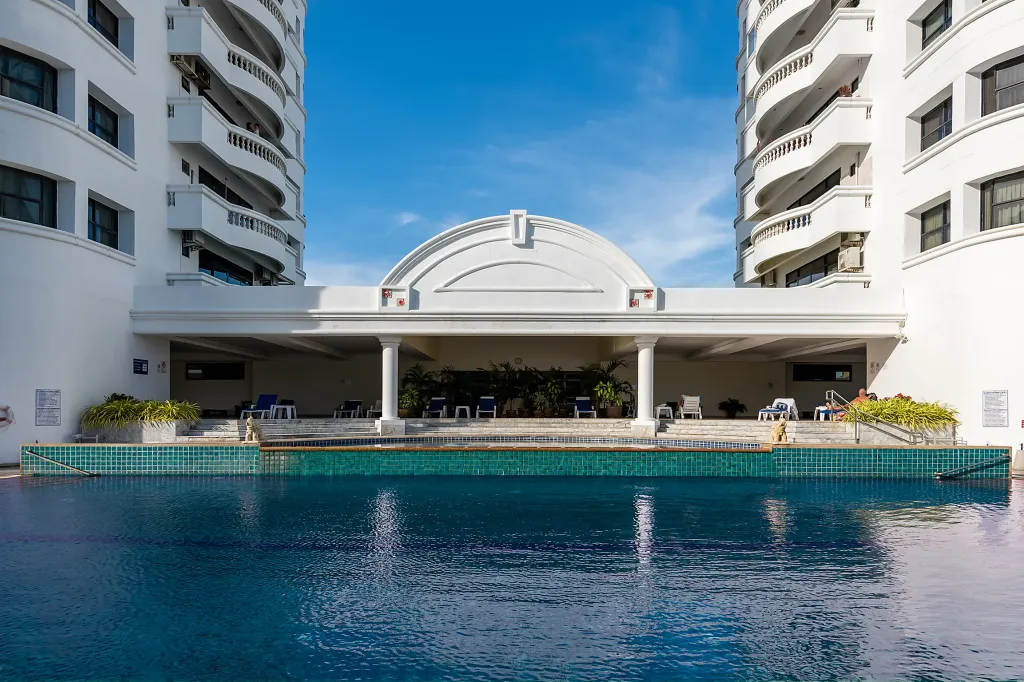 Jomtien Complex Condotel - Jomtien, Паттайя