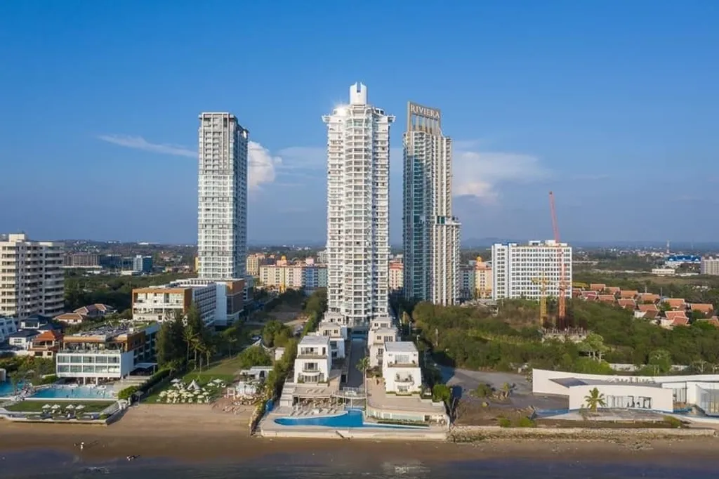 LA Royal Beach: пляж