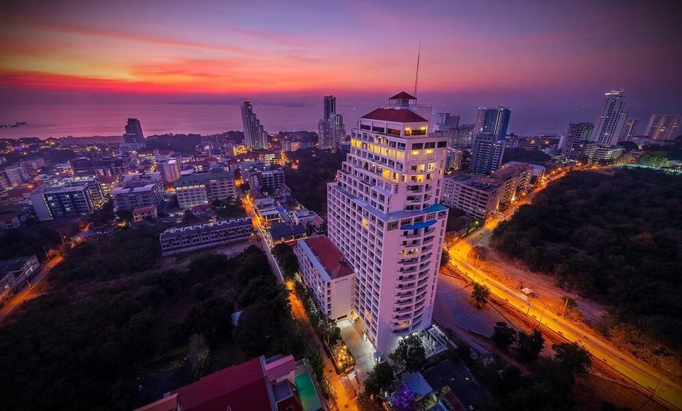 Pattaya Hill Resort - Pratamnak, Паттайя