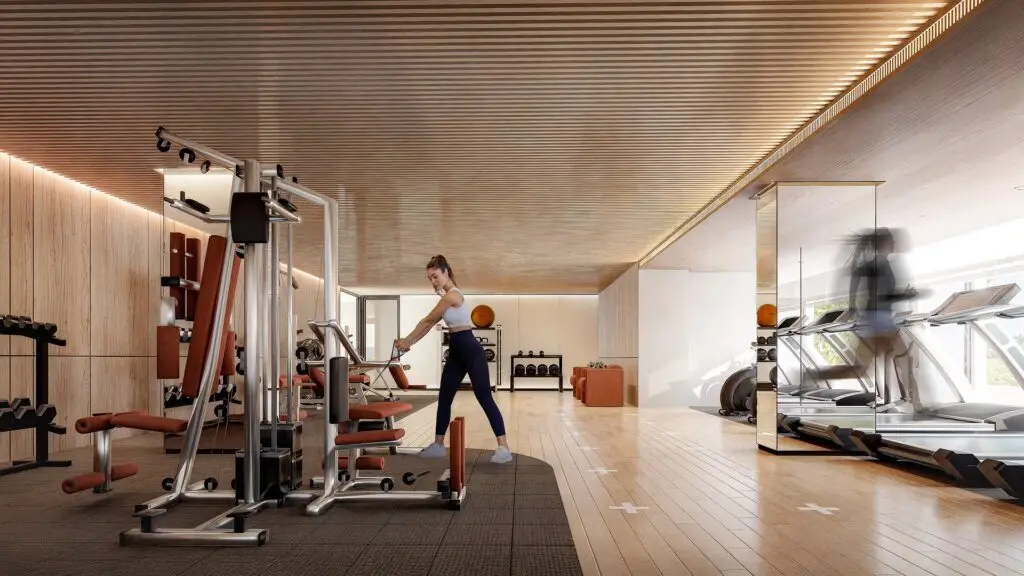Avenue Boutique Condo: фитнес-зал