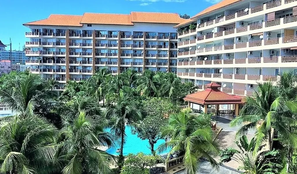 Royal Hill Resort - Pratamnak, Паттайя