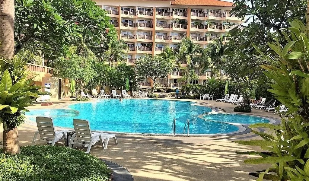 Royal Hill Resort - Pratamnak, Паттайя