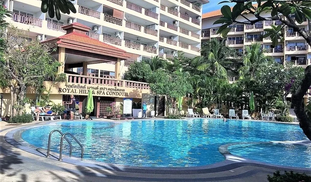 Royal Hill Resort - Pratamnak, Паттайя