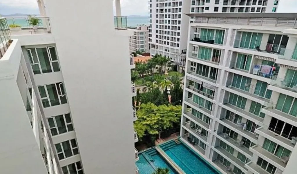 Sunset Boulevard Residence 2 - Pratamnak, Паттайя