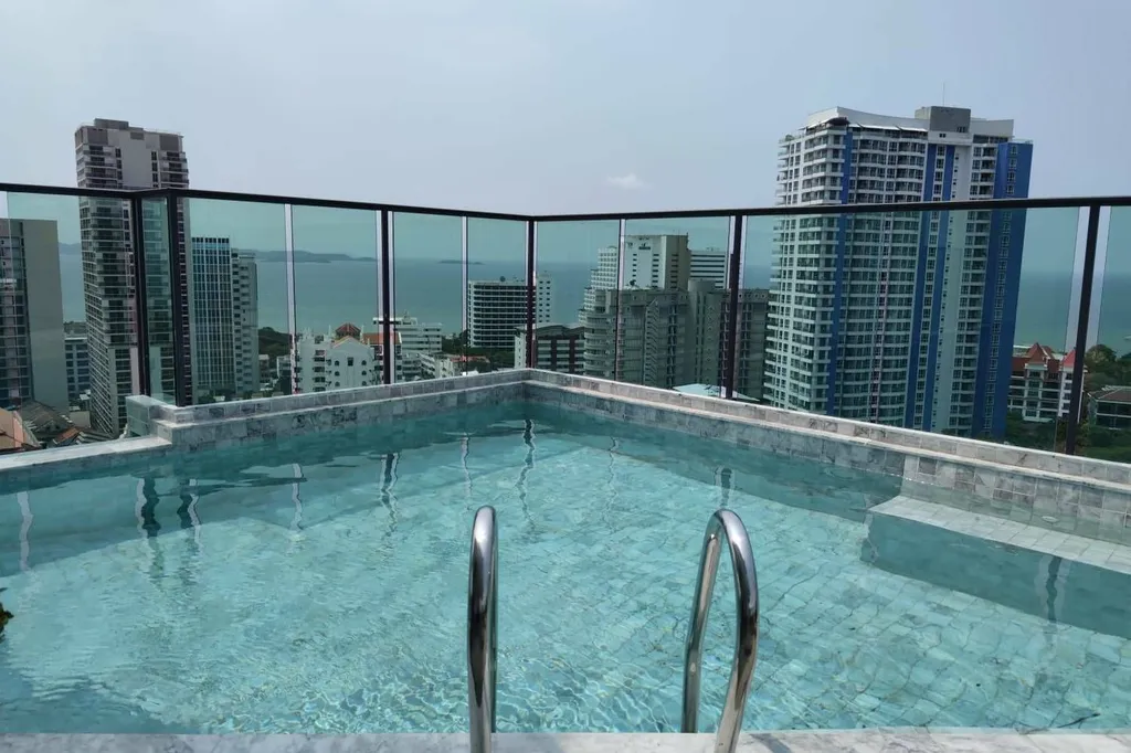 The Jewel Condominium - Pratamnak, Паттайя
