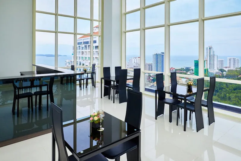 The Vision Condo - Pratamnak, Паттайя